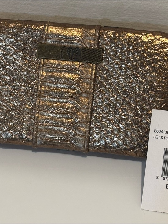 Volcom Handbags - NWT Volcom “Let’s Ride” Metallic Bronze Snakeskin Textured Rare Clutch